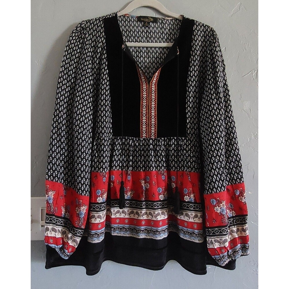 Suzanne Betro Tops Blouse Women's Size M,Polyester, Boho ,18 Inch Of Armp To Arm
